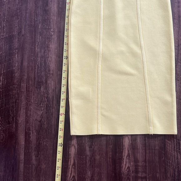 🎉HP🎉BCBG MaxAzria Sweatheart Bodycon Midi Dress S - Picture 9 of 11